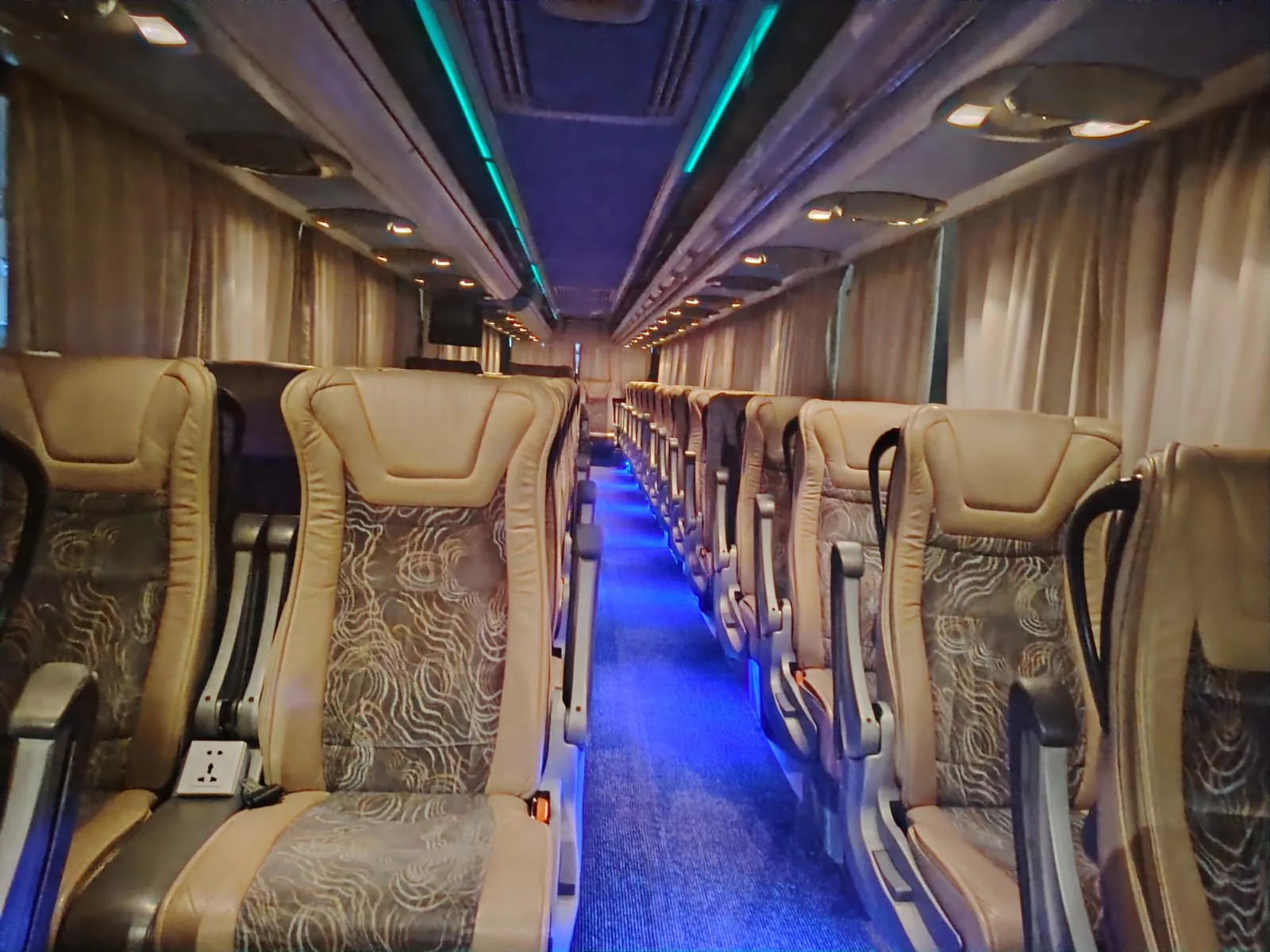 باصات VIP 5